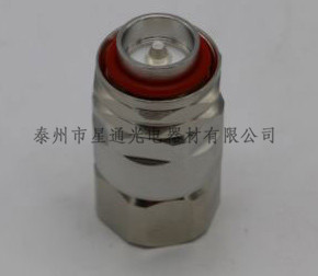 八分之七饋線-DIN型公頭